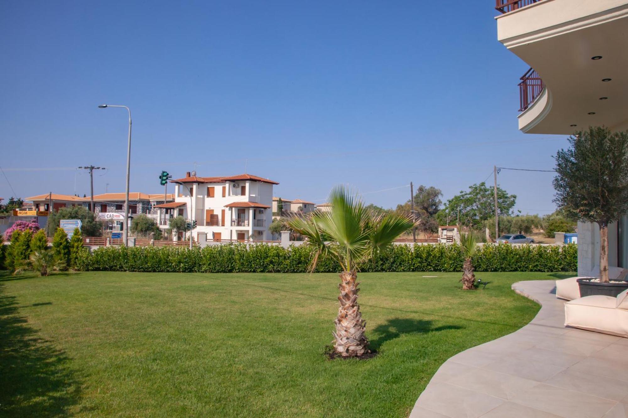 Kotinos Apartments Afytos Exterior photo